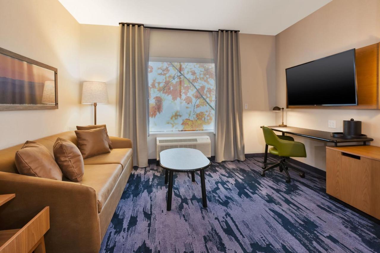 Fairfield By Marriott Inn & Suites Grand Rapids North Walker Extérieur photo