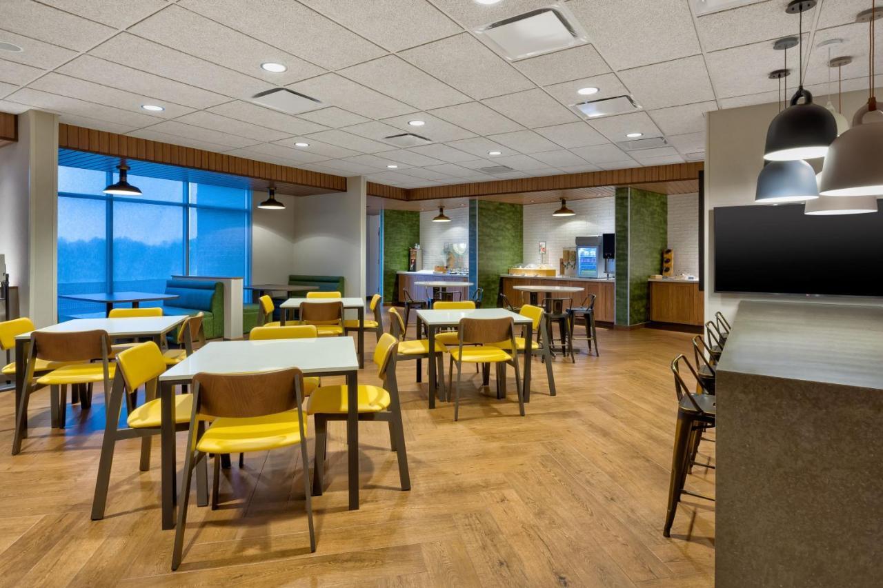 Fairfield By Marriott Inn & Suites Grand Rapids North Walker Extérieur photo