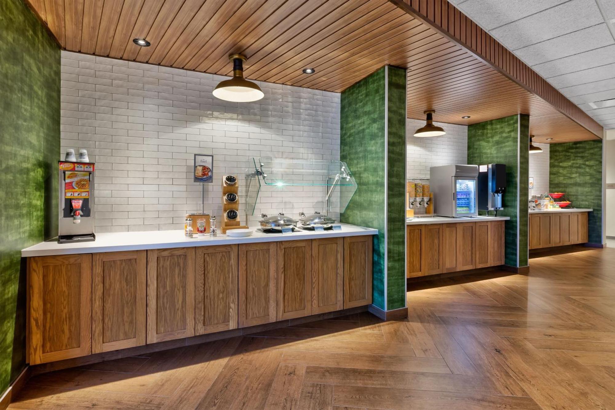 Fairfield By Marriott Inn & Suites Grand Rapids North Walker Extérieur photo